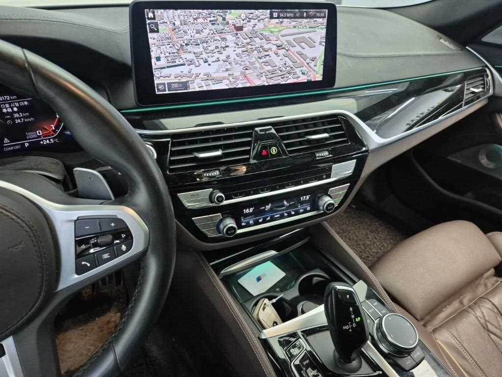 BMW 5 Series - Vista 10
