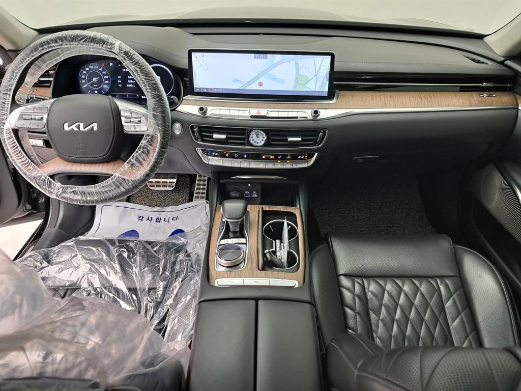 KIA K9 - Vista 11