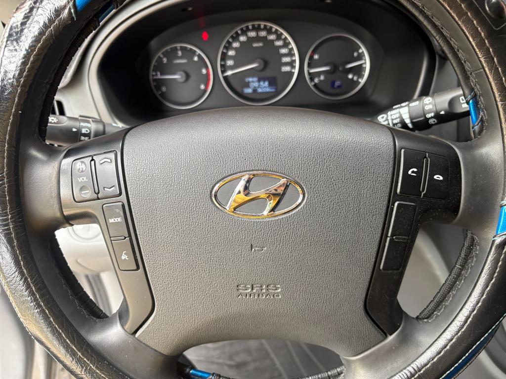 HYUNDAI Starex 2020 Gris - Importación desde Corea - HF Imports Iquique - Foto 13