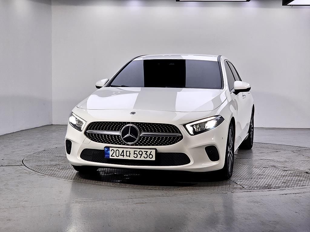 Mercedes Benz A Class - Vista 2