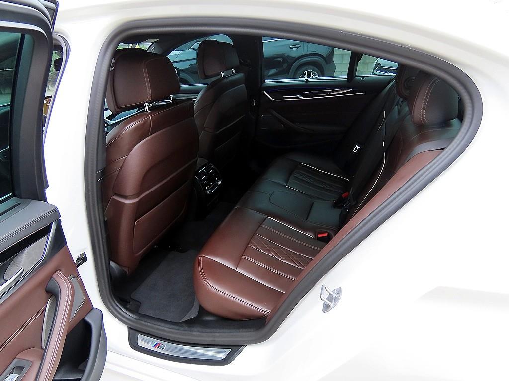 BMW 5 Series - Vista 6