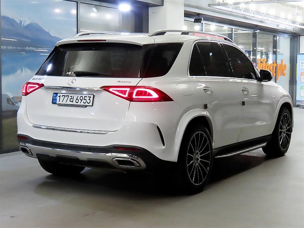 Mercedes Benz GLE Class - Vista 4