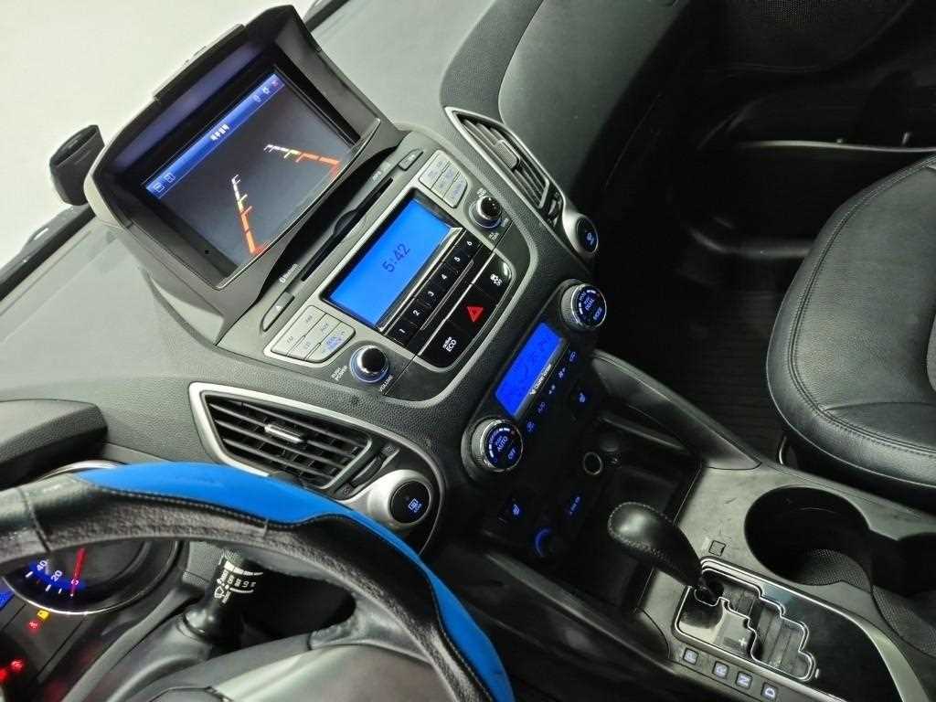 HYUNDAI Tucson - Vista 10