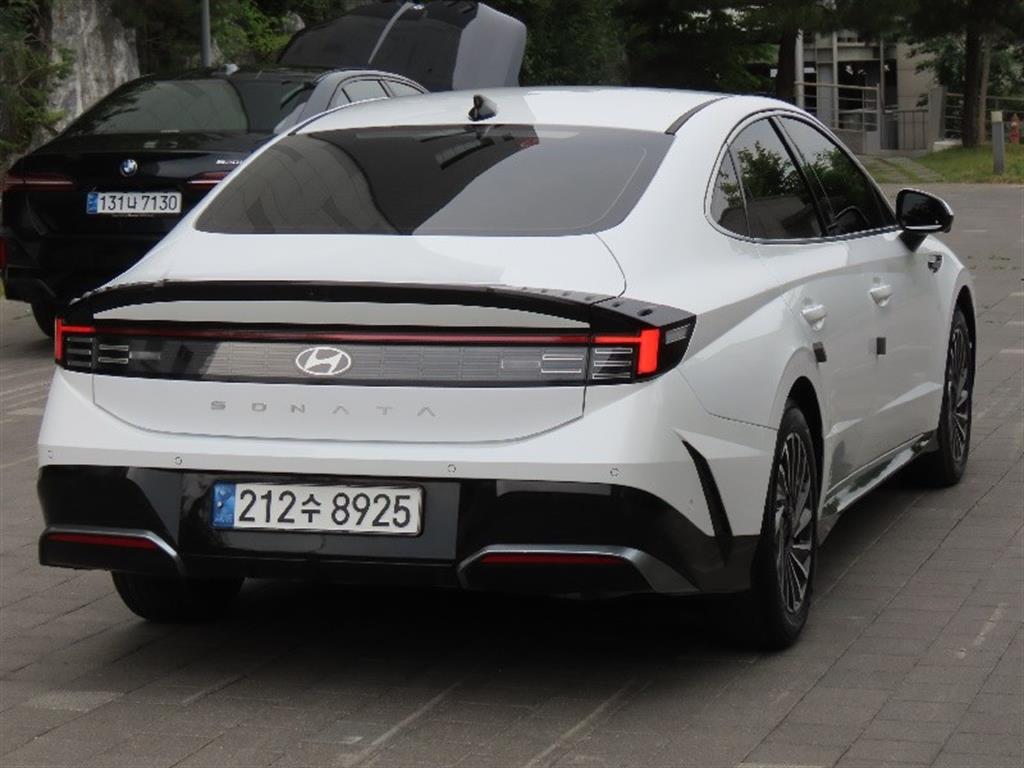 HYUNDAI Sonata - Vista 5