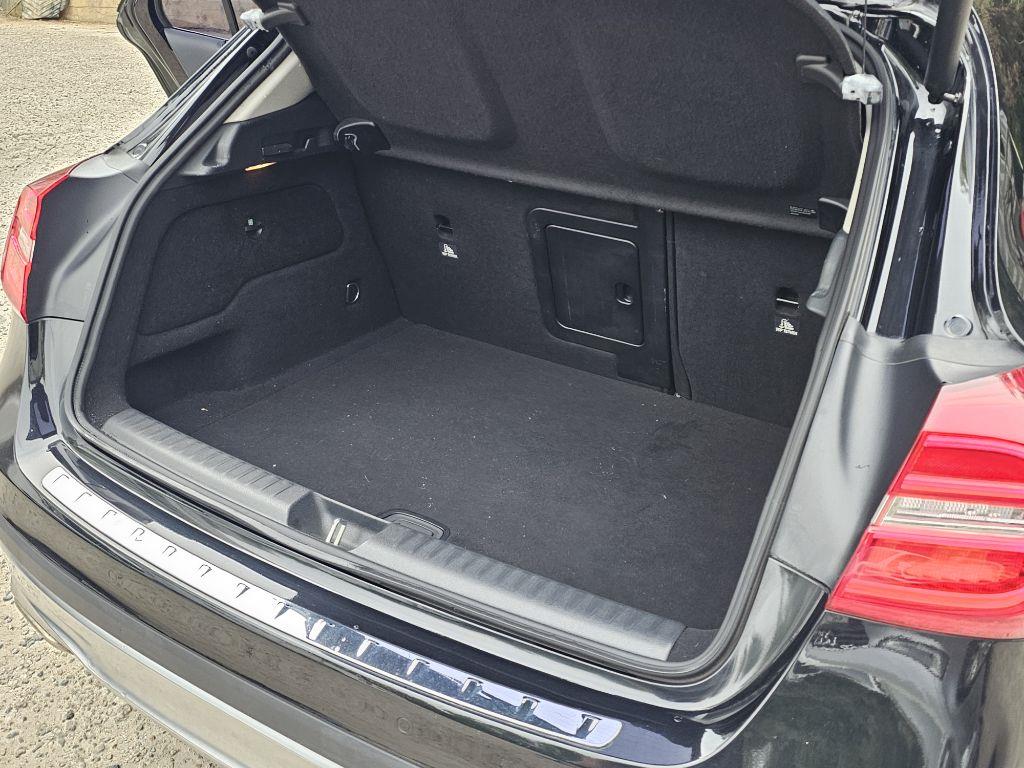 Mercedes Benz GLA Class 2016 Negro - Importación desde Corea - HF Imports Iquique - Foto 17