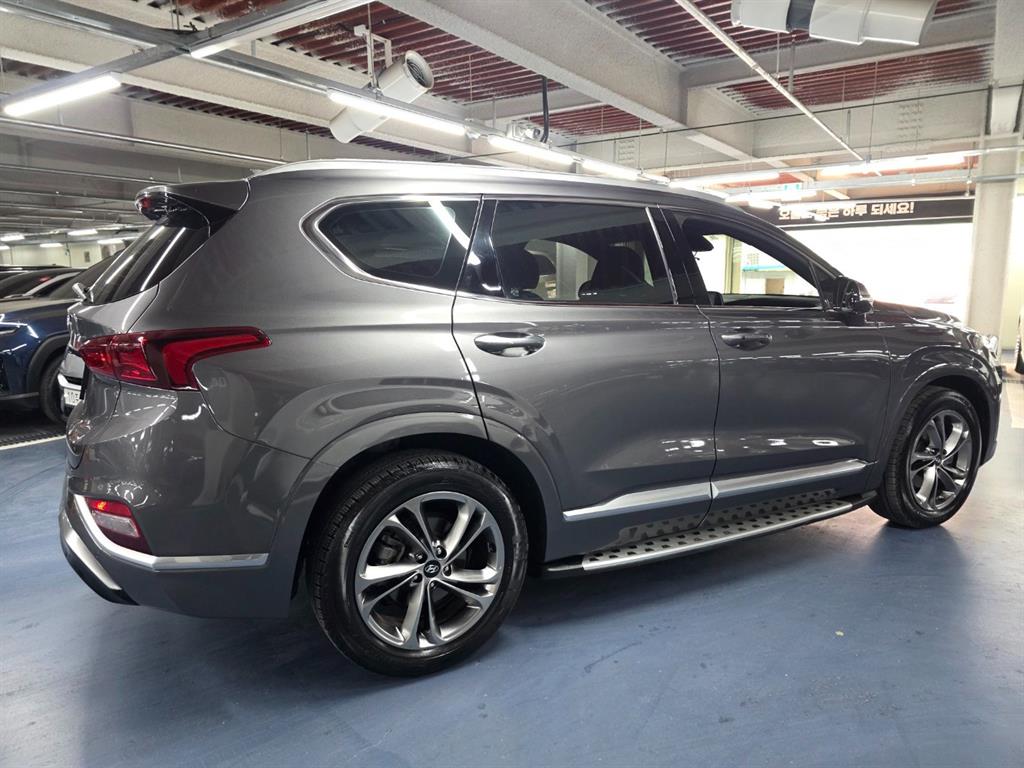 HYUNDAI Santa Fe - Vista 3
