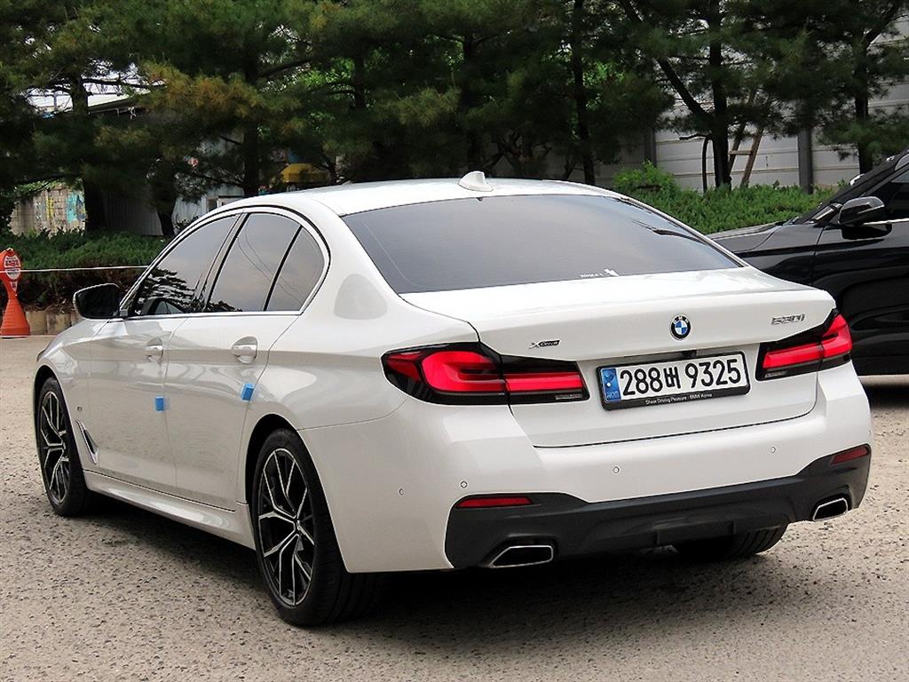 BMW 5 Series - Vista 3