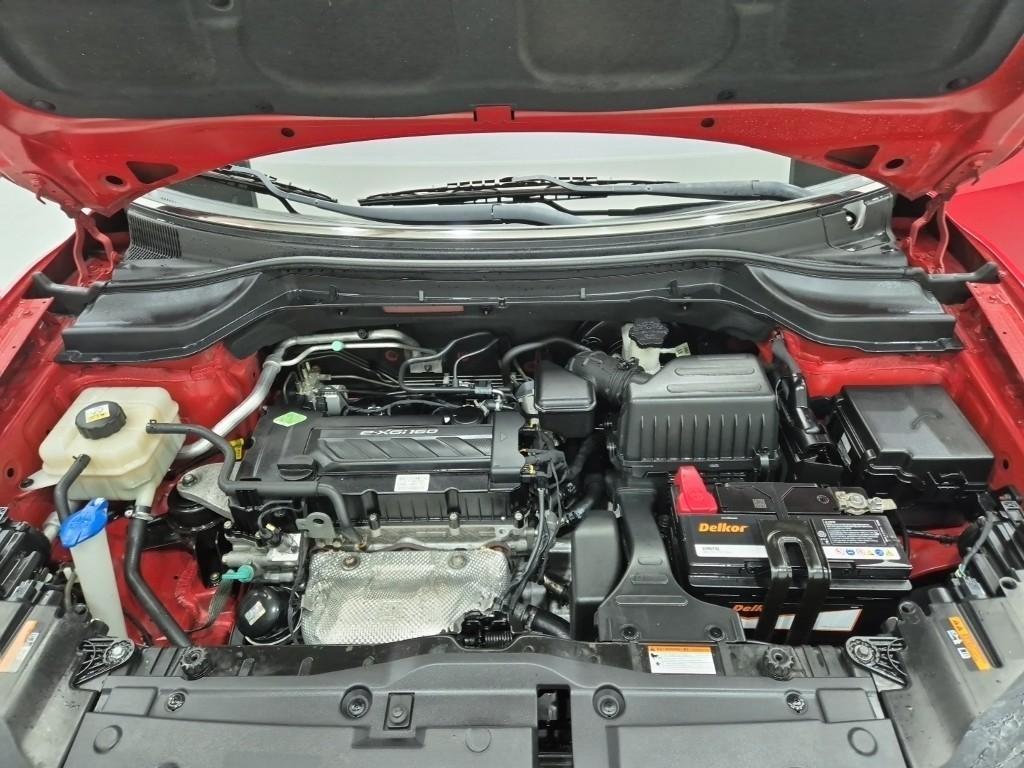 Ssangyong Tivoli - Vista 5