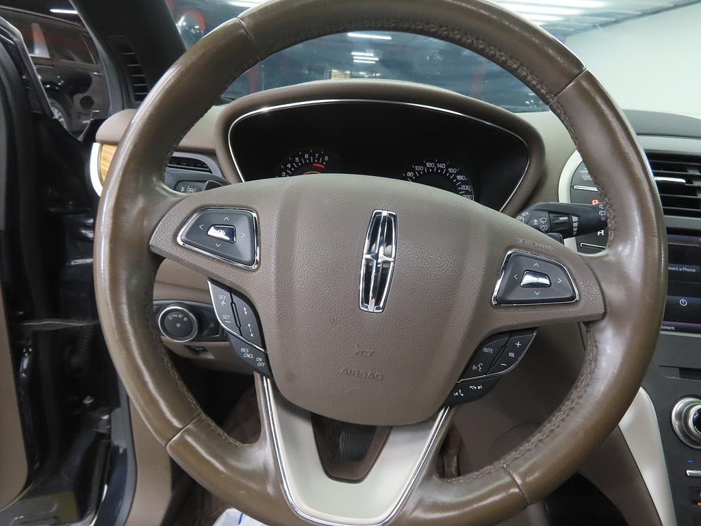Lincoln MKC - Vista 8
