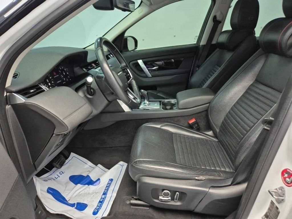 Land Rover Discovery Sports - Vista 11