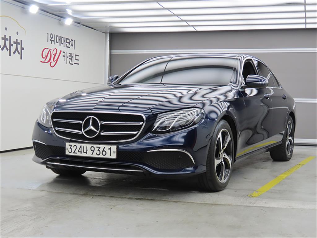 Mercedes Benz E class 2020 Azul - Importación desde Corea - HF Imports Iquique - Foto 1