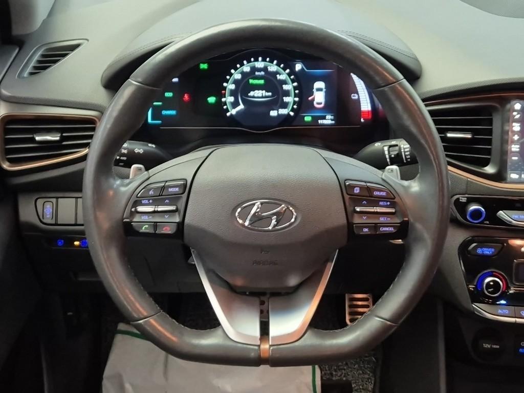 HYUNDAI Ioniq - Vista 8