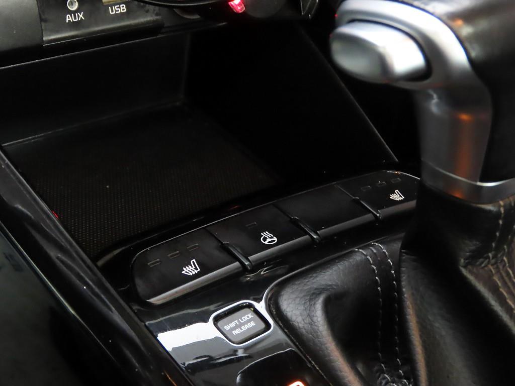 KIA Stonic - Vista 10