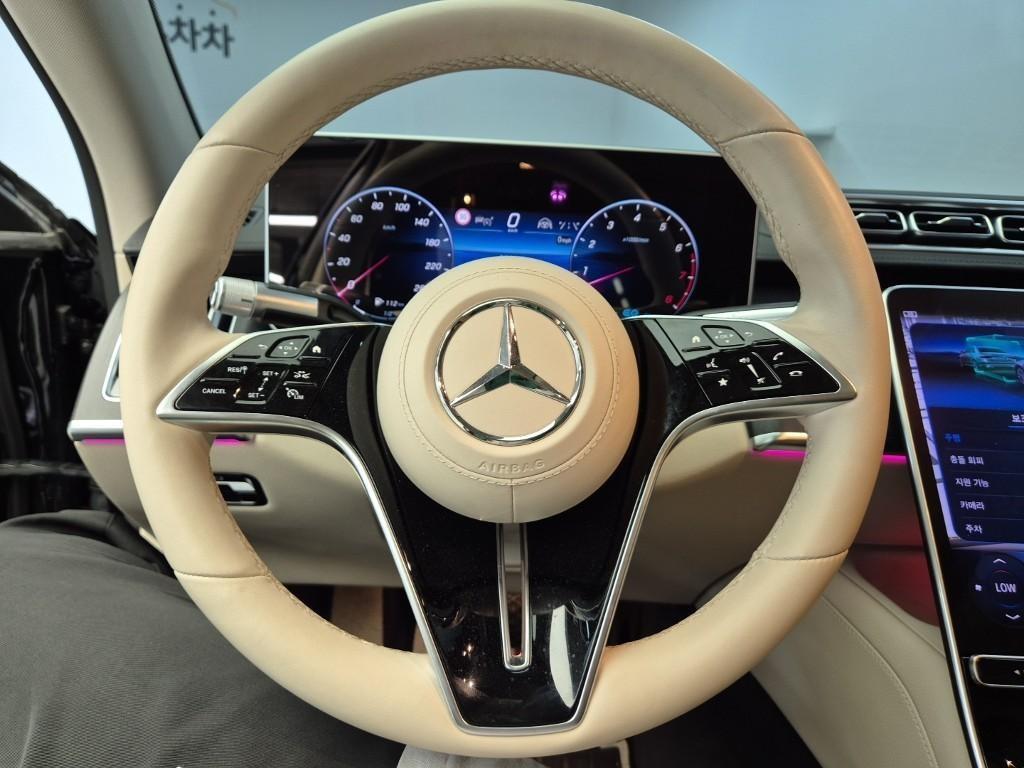 Mercedes Benz S Class - Vista 9