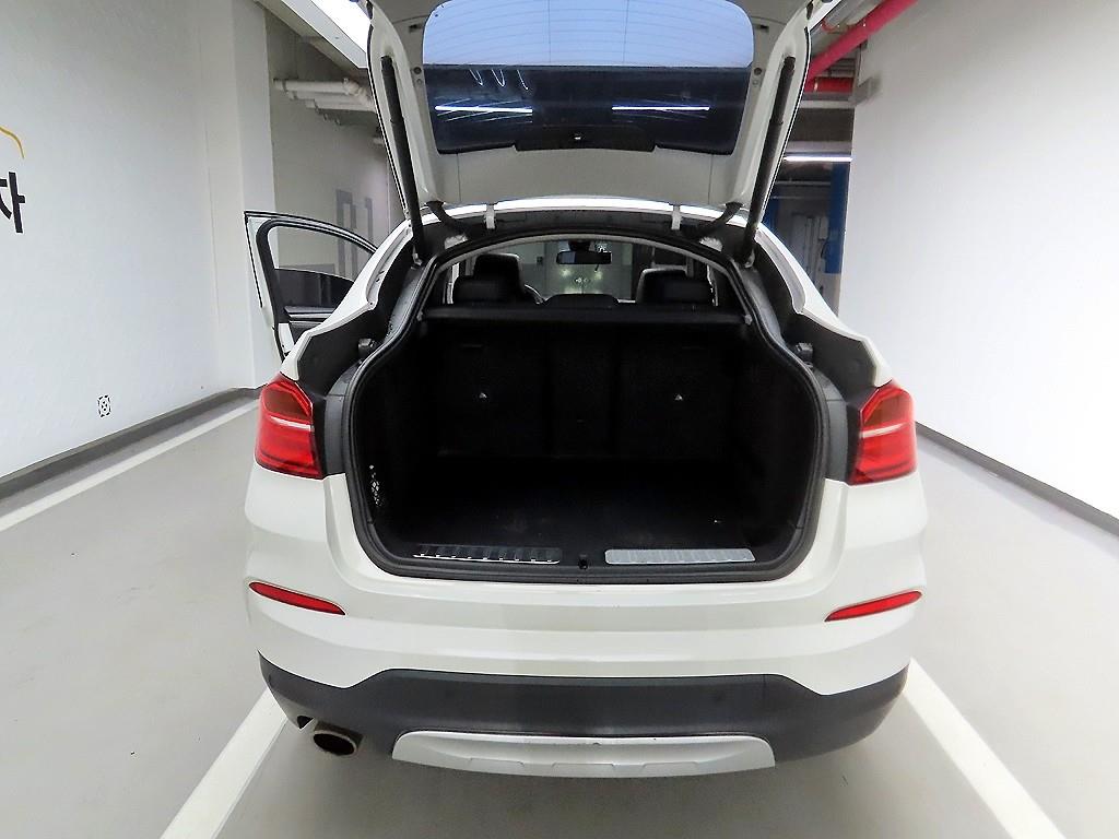 BMW X4 - Vista 5