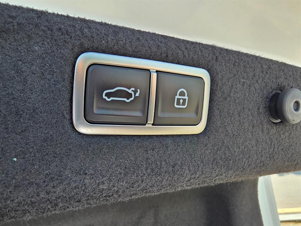 Genesis G70 - Vista 5