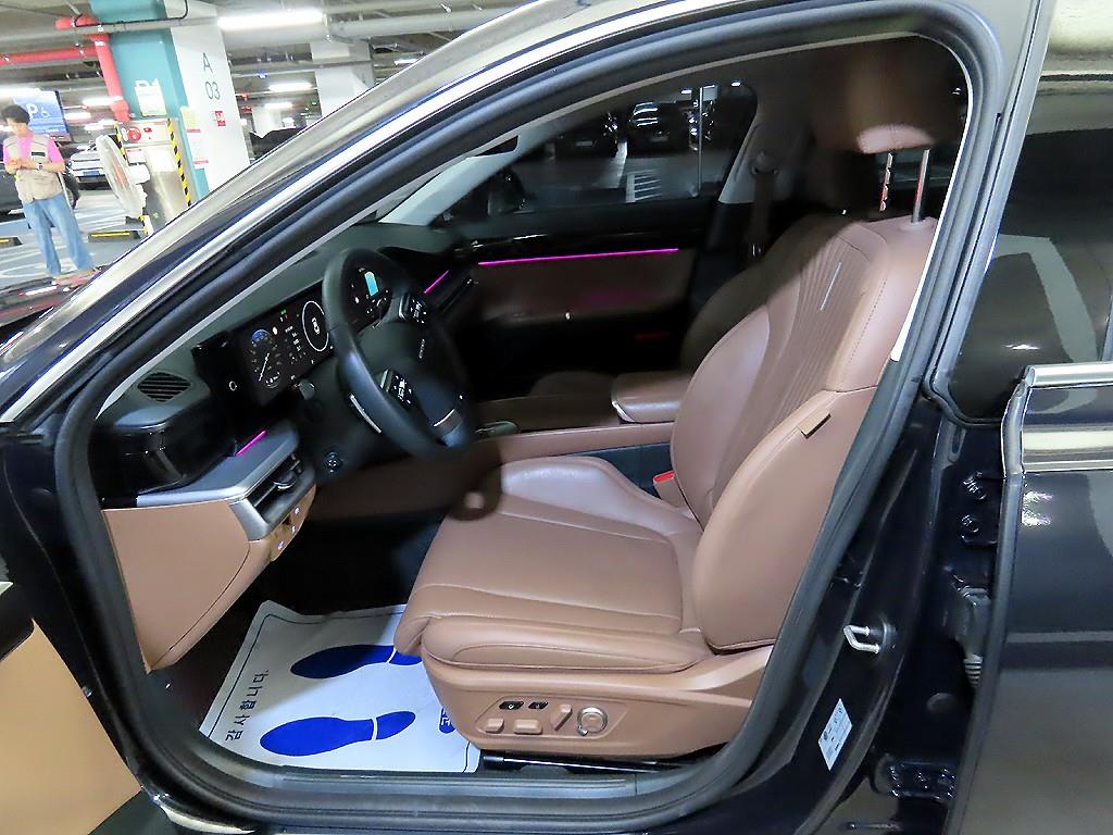 HYUNDAI Grandeur - Vista 6