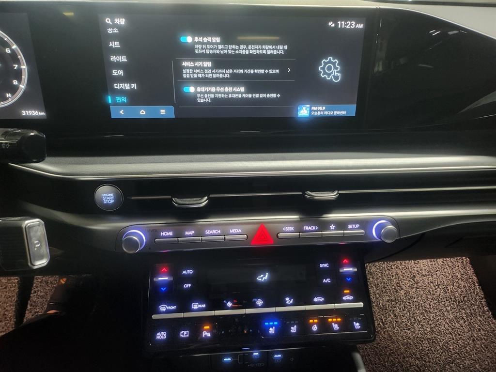 HYUNDAI Grandeur - Vista 12