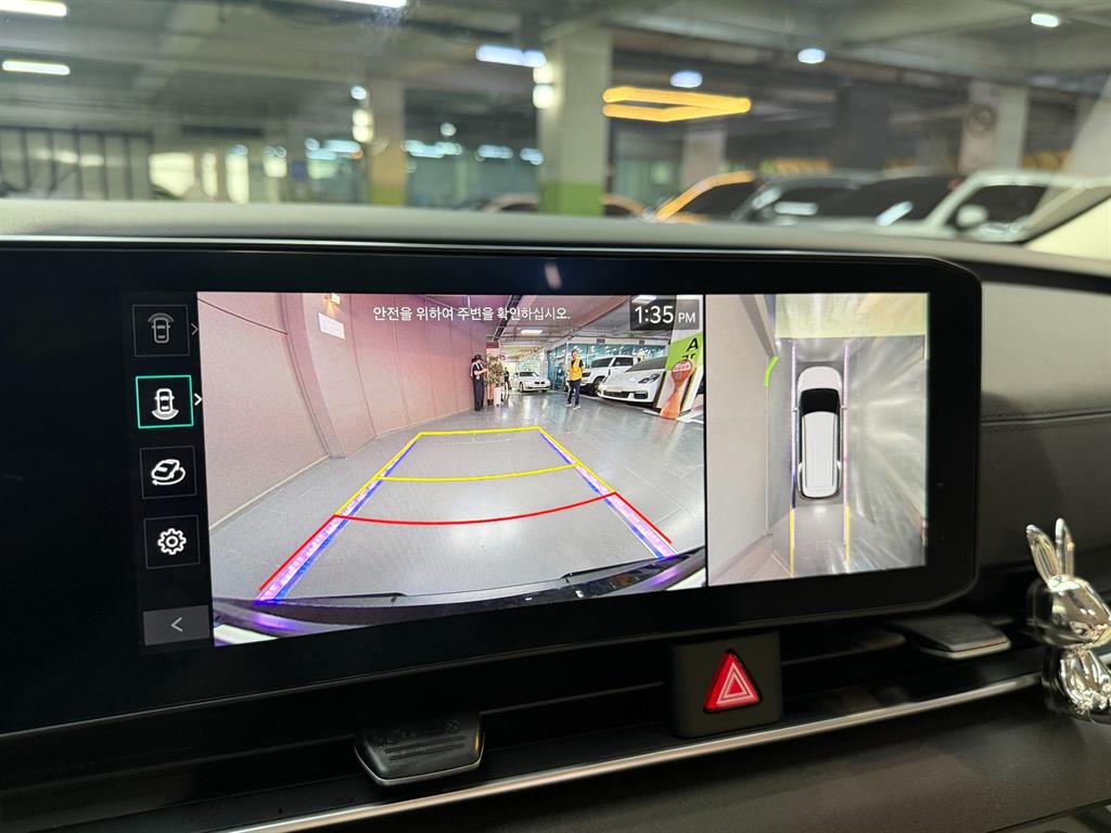 KIA Carnival - Vista 11