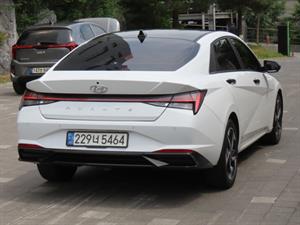 HYUNDAI Avante - Vista 6