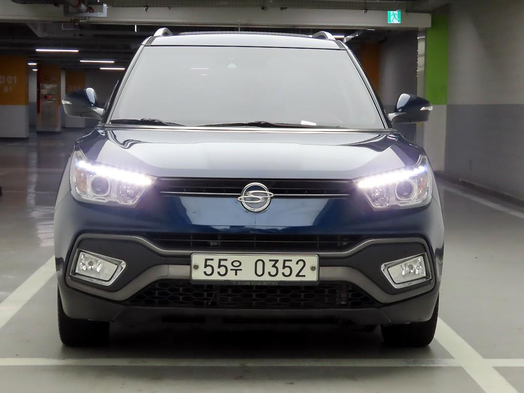 Ssangyong Tivoli 2017 Azul - Importación desde Corea - HF Imports Iquique - Foto 1