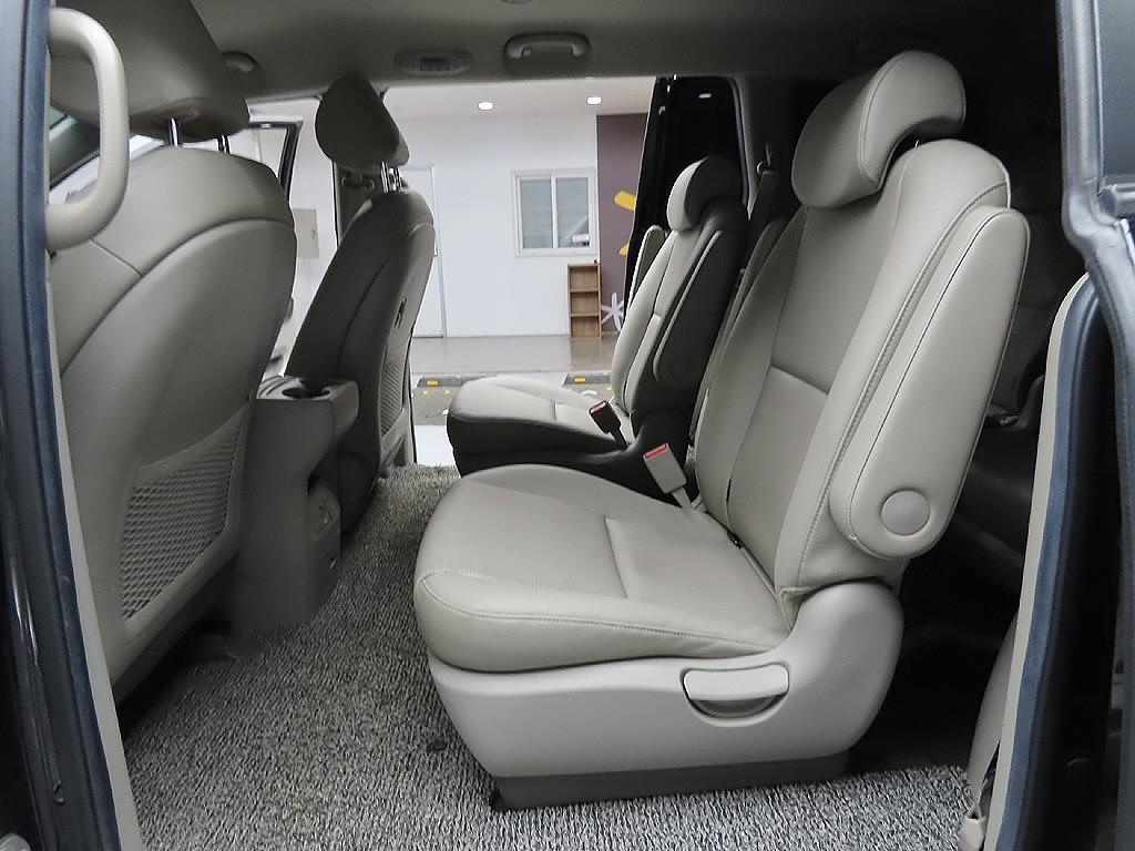KIA Carnival 2019 Negro - Importación desde Corea - HF Imports Iquique - Foto 10