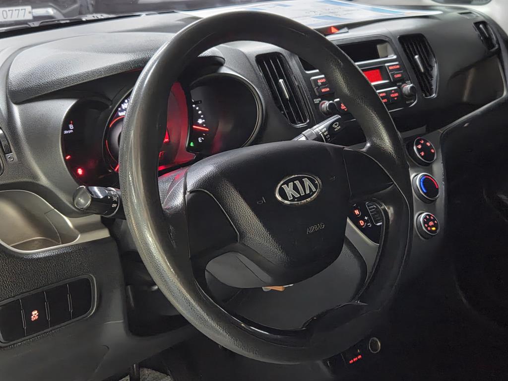 KIA Ray - Vista 10