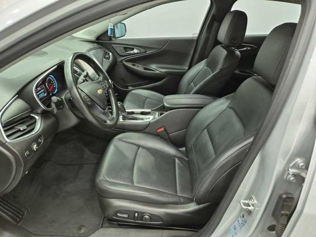Chevrolet Malibu - Vista 11