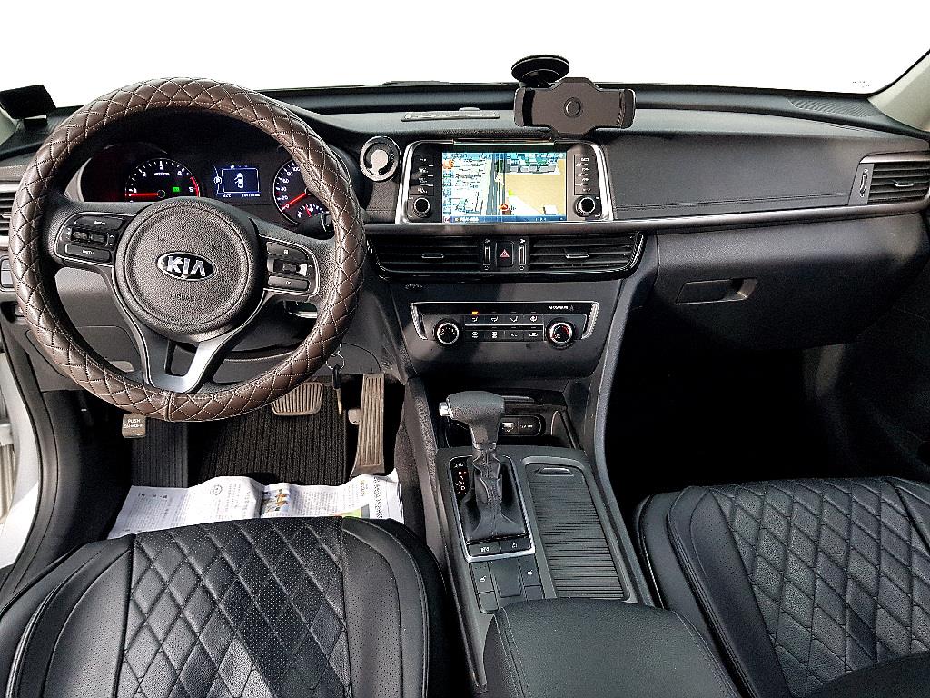 KIA K5 - Vista 5