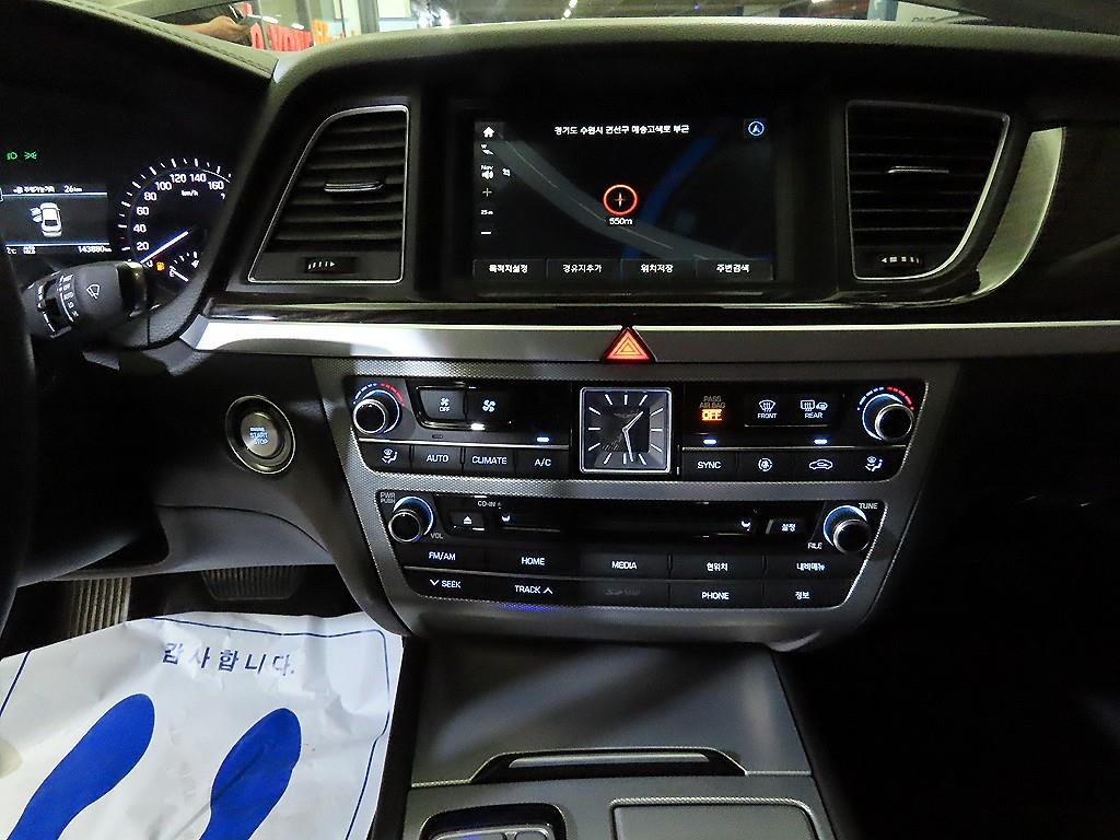 Genesis G80 - Vista 11