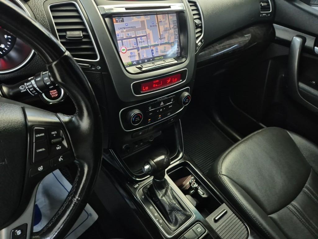 KIA Sorento - Vista 10
