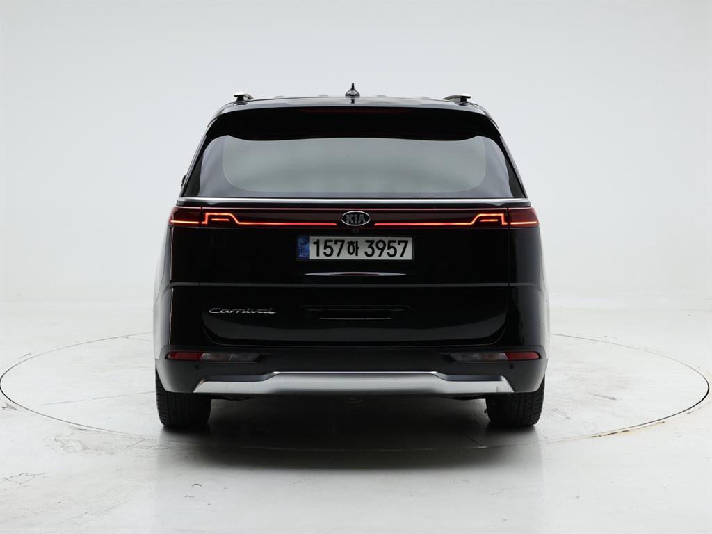 KIA Carnival - Vista 9