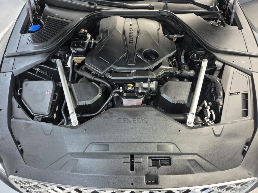 Genesis G80 - Vista 5