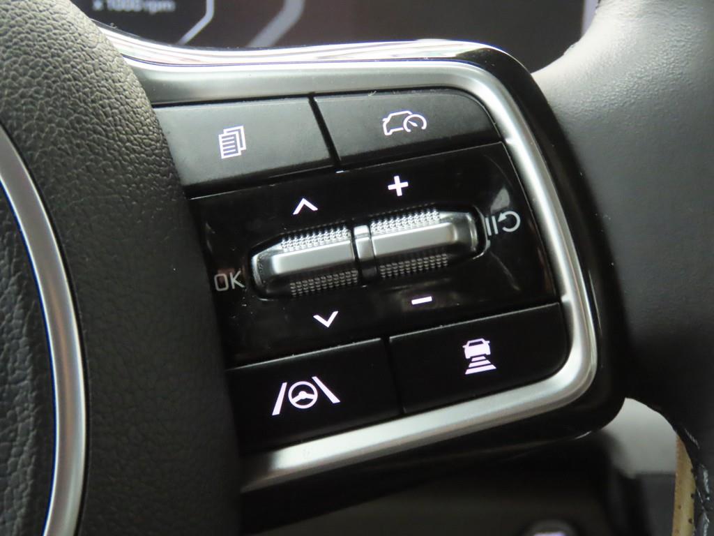 KIA Carnival 2024 Blanco - Importación desde Corea - HF Imports Iquique - Foto 17