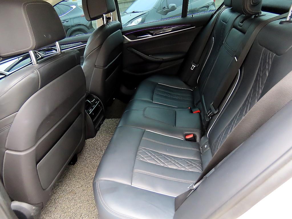 BMW 5 Series - Vista 6