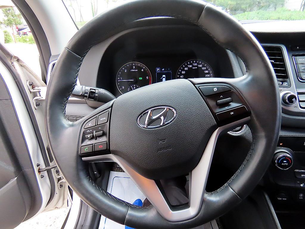 HYUNDAI Tucson - Vista 8