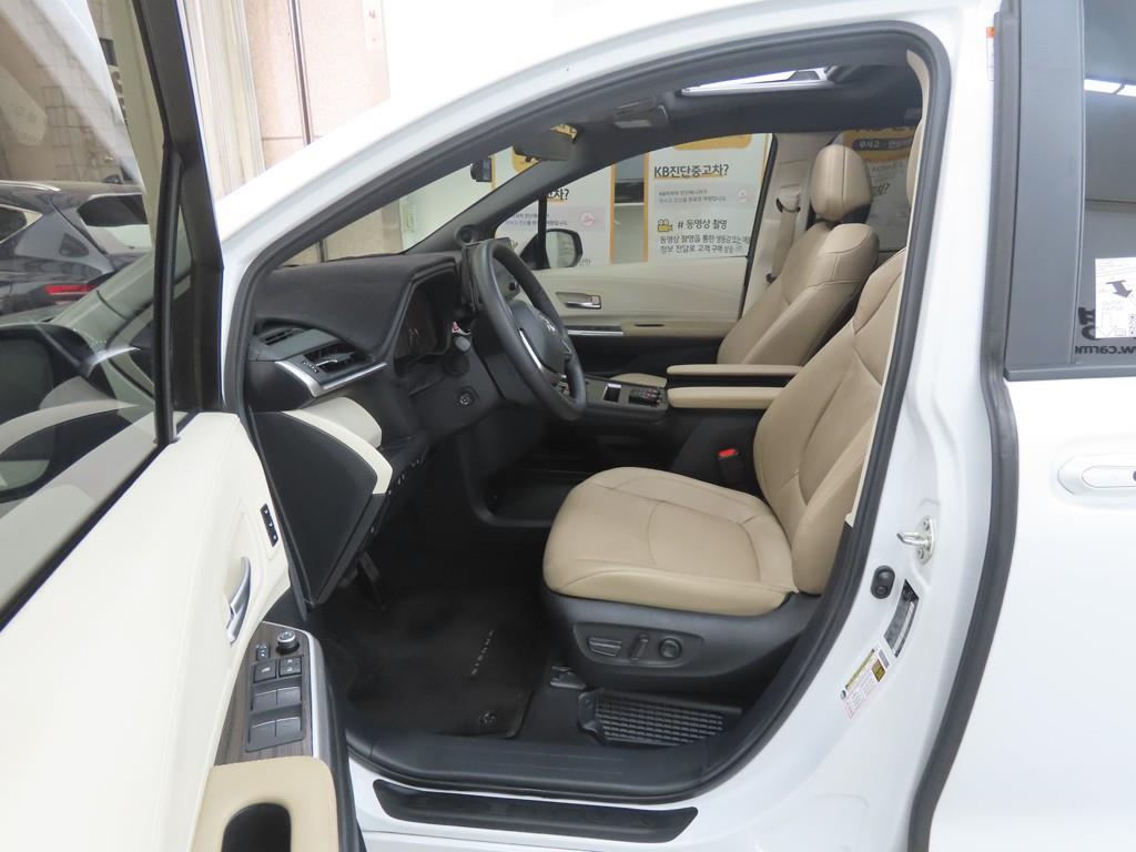 Toyota Siena - Vista 5