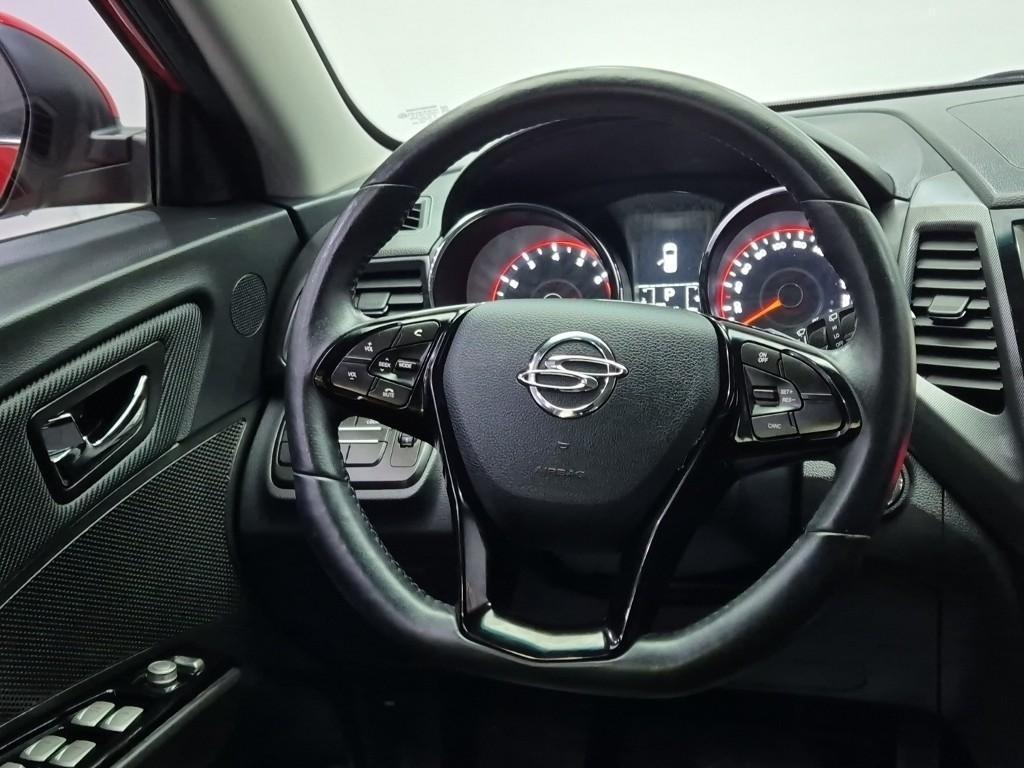 Ssangyong Tivoli - Vista 8