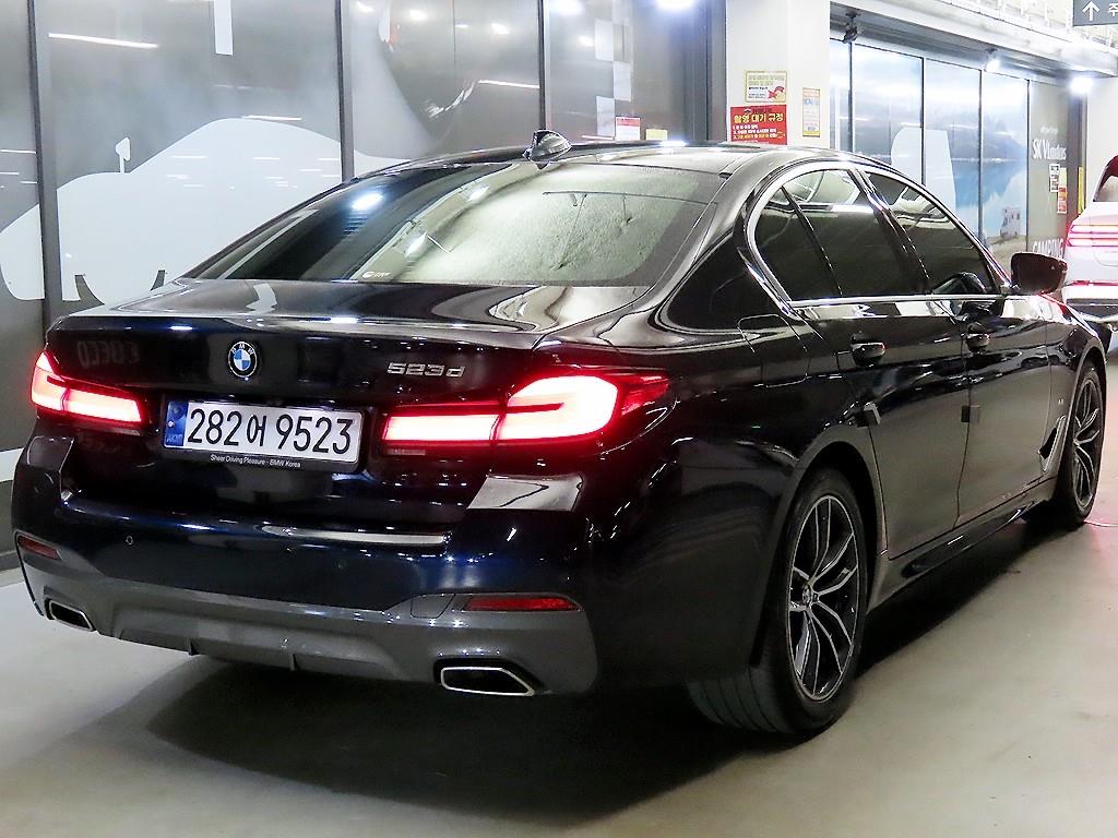 BMW 5 Series - Vista 4
