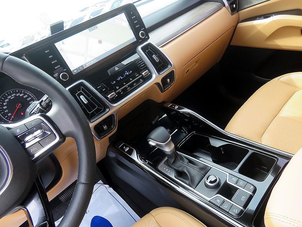 KIA Sorento - Vista 10