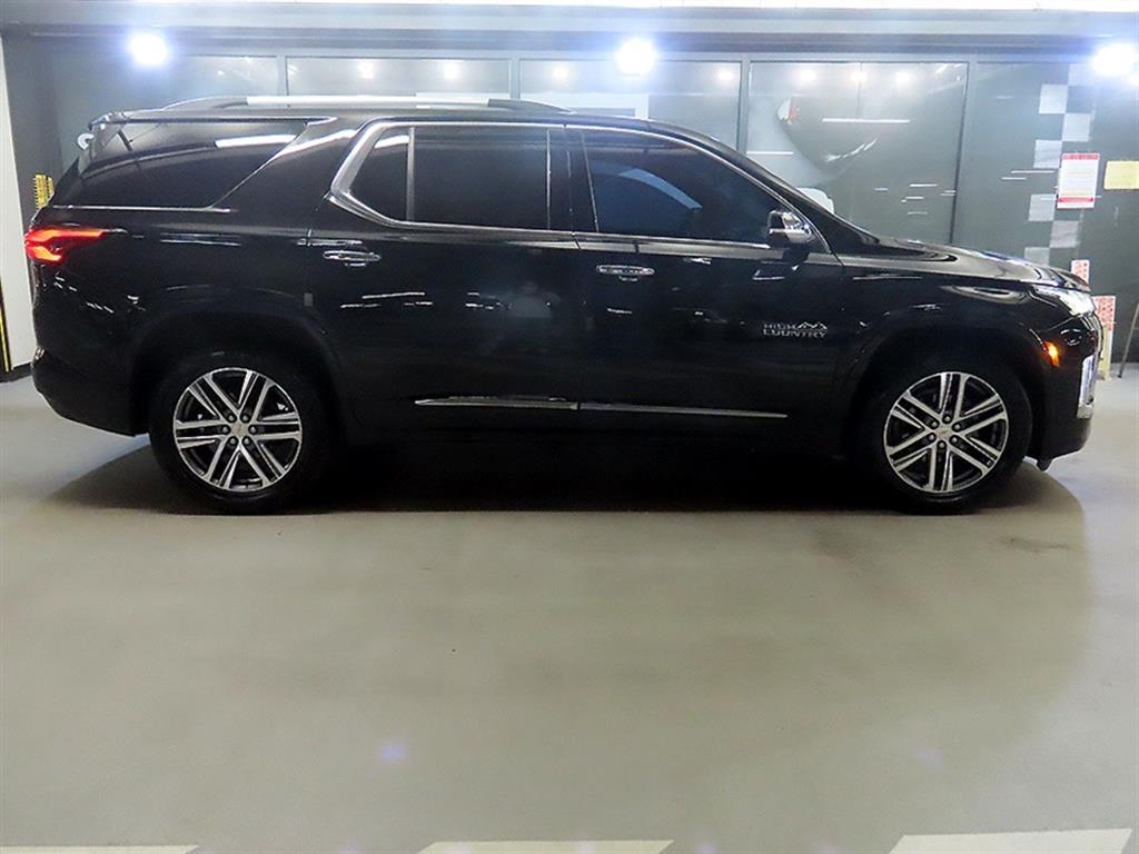 Chevrolet Travers - Vista 3