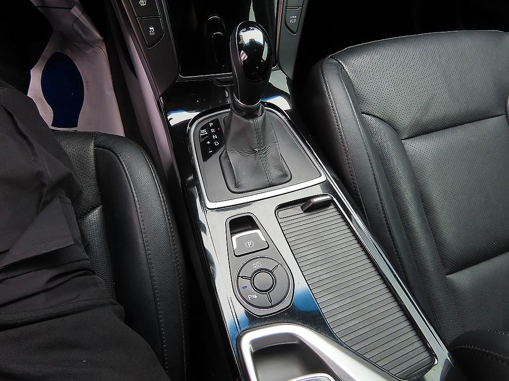 HYUNDAI i40 - Vista 10