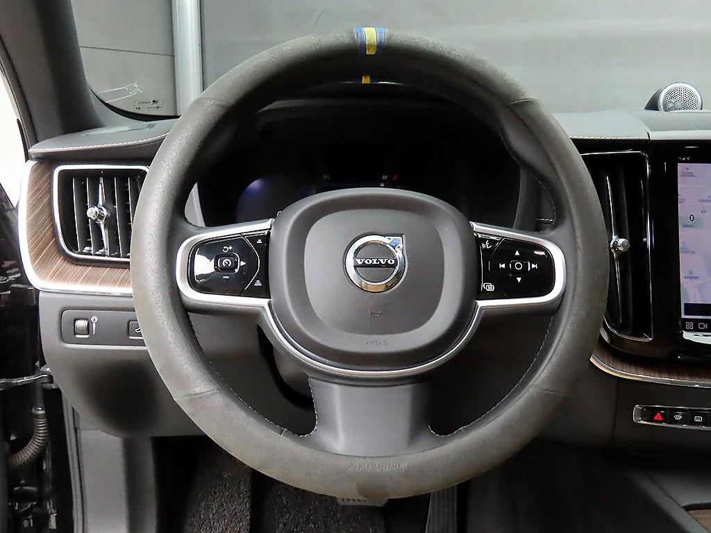 Volvo XC60 - Vista 9