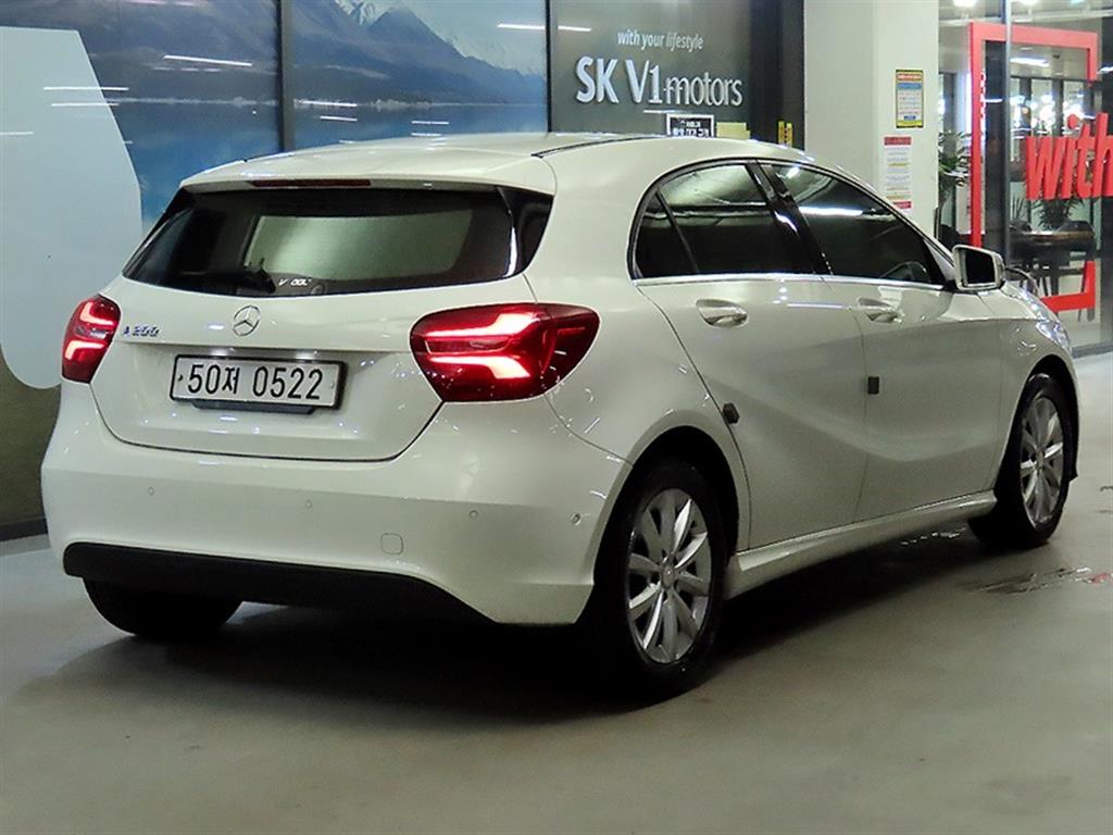 Mercedes Benz A Class - Vista 4