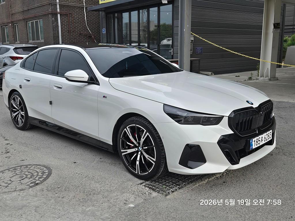 BMW 5 Series - Vista 2