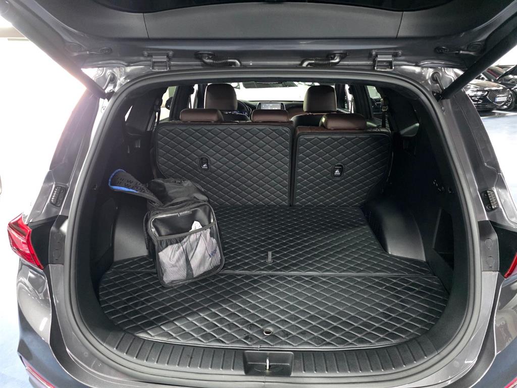 HYUNDAI Santa Fe - Vista 8