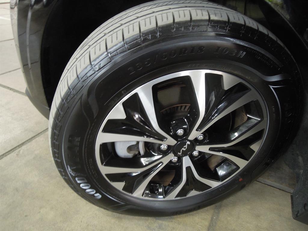 KIA Carnival 2023 Negro - Importación desde Corea - HF Imports Iquique - Foto 7