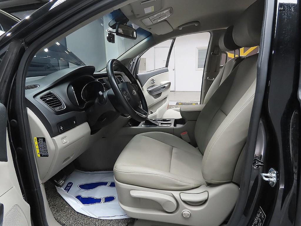 KIA Carnival 2019 Negro - Importación desde Corea - HF Imports Iquique - Foto 13