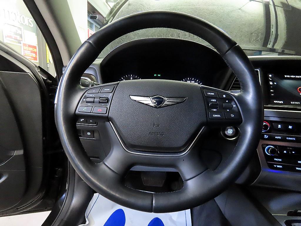Genesis G80 - Vista 8