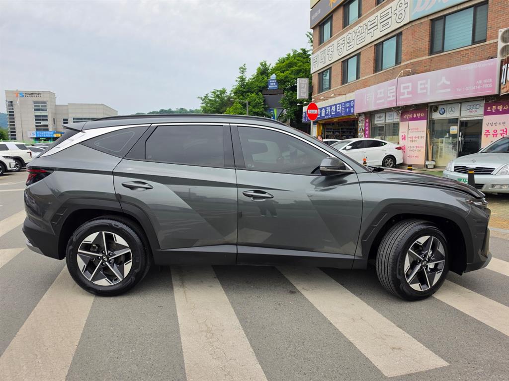 HYUNDAI Tucson - Vista 7